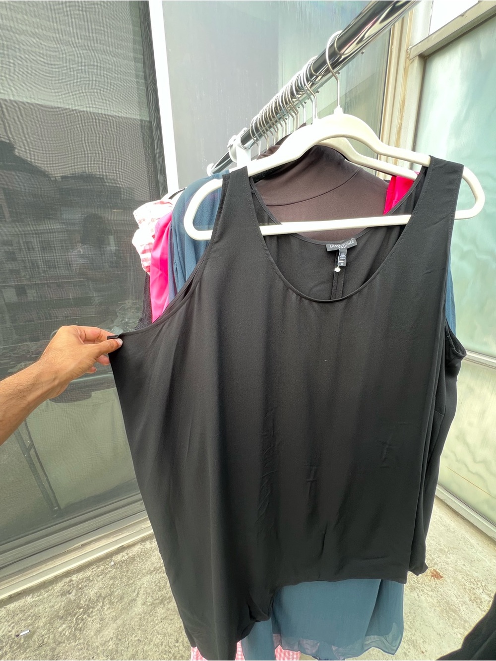 Eileen Fisher Black Sleeveless Scoop Neck Tank